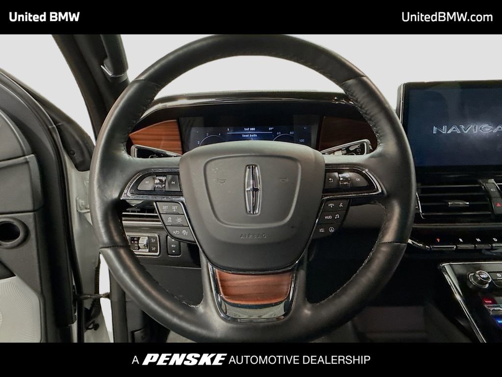 Used 2024 Lincoln Navigator Reserve image 6