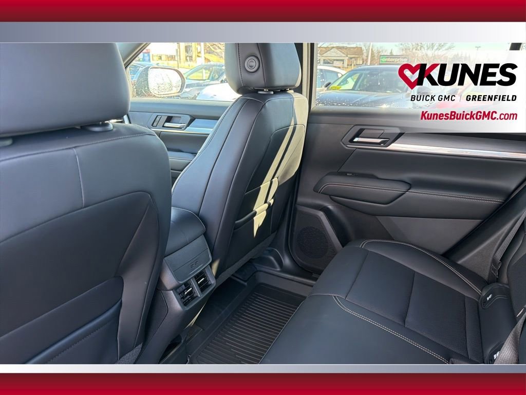 New 2026 GMC Terrain Elevation w/ Elevation Premium Package image 34
