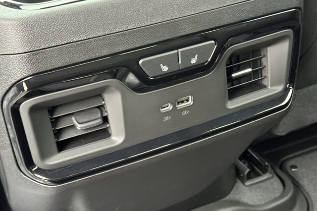 New 2026 GMC Sierra 2500 AT4 w/ AT4 Premium Plus Package image 14