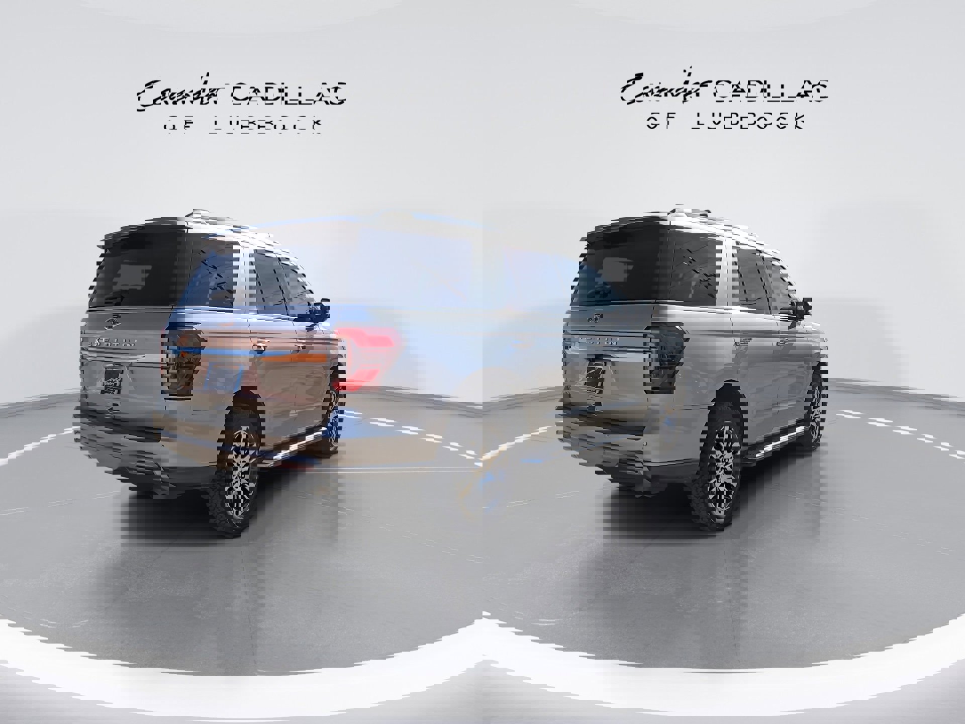 Used 2022 Ford Expedition Limited image 8