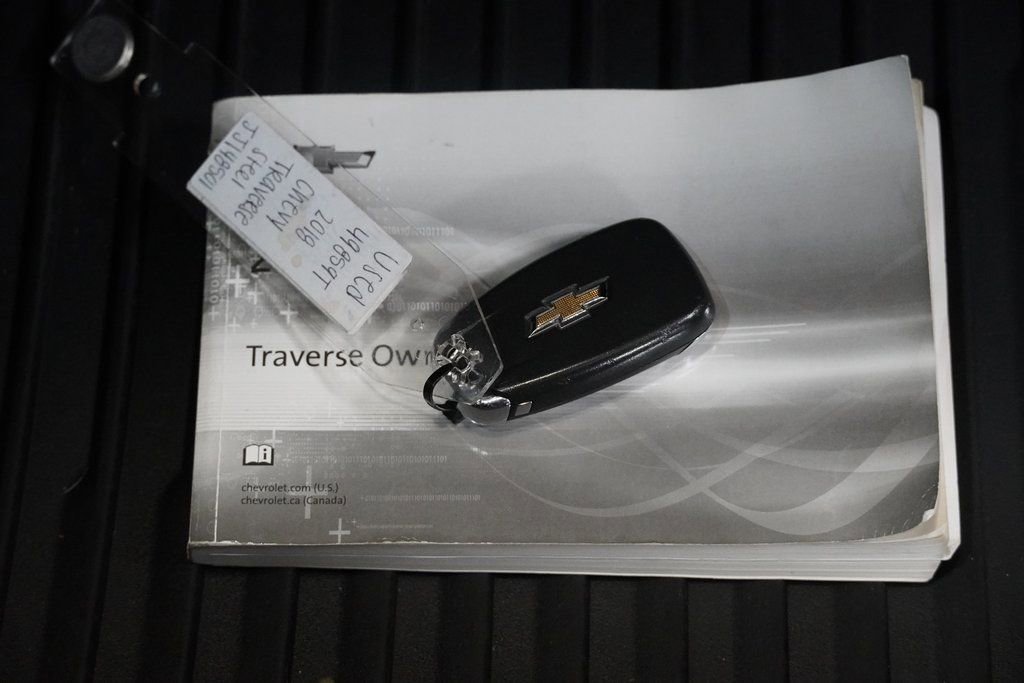 Used 2018 Chevrolet Traverse LS FWD image 34