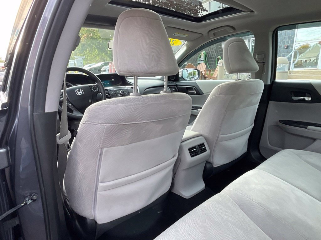 Used 2015 Honda Accord EX image 19