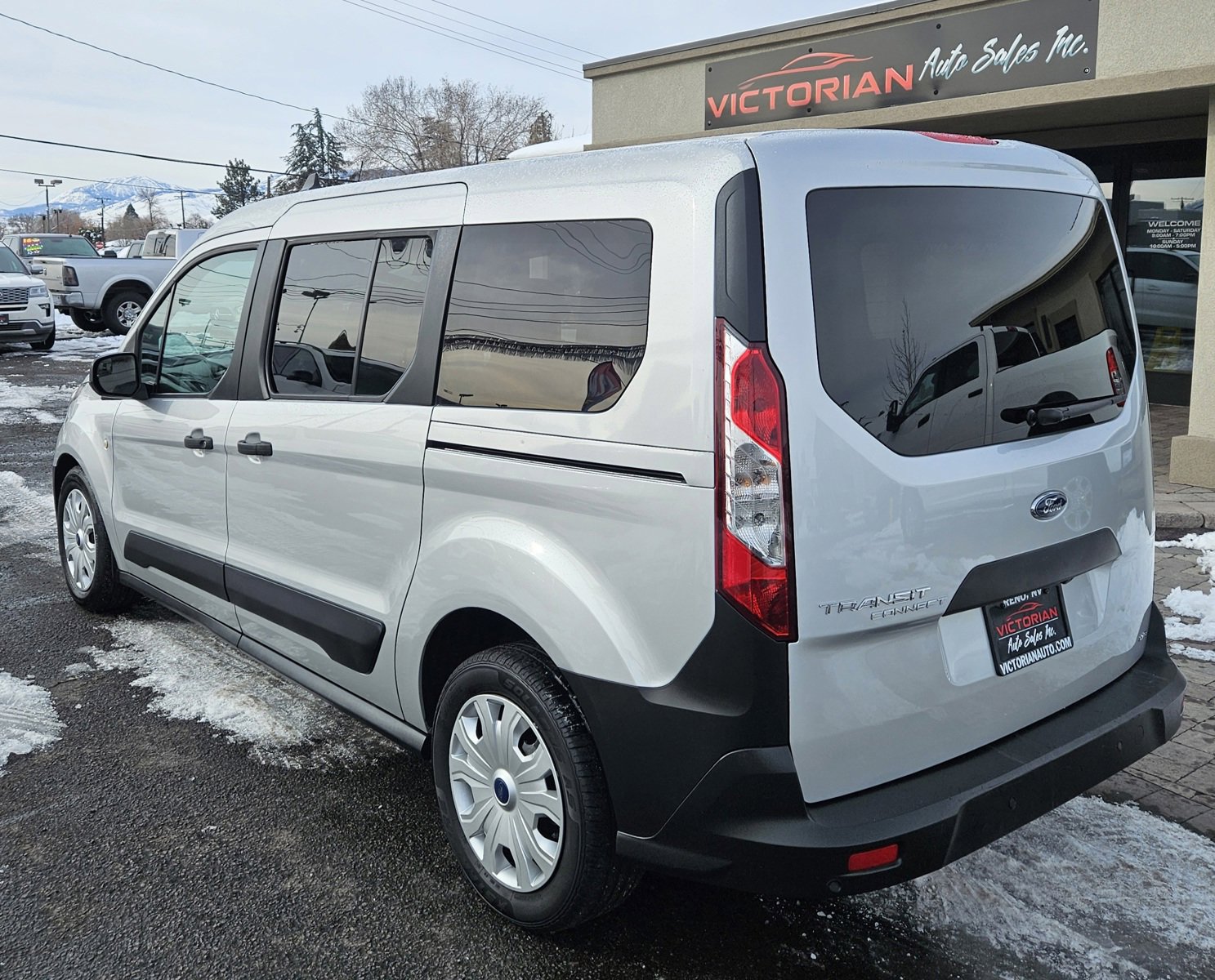Used 2021 Ford Transit Connect XL FWD image 4