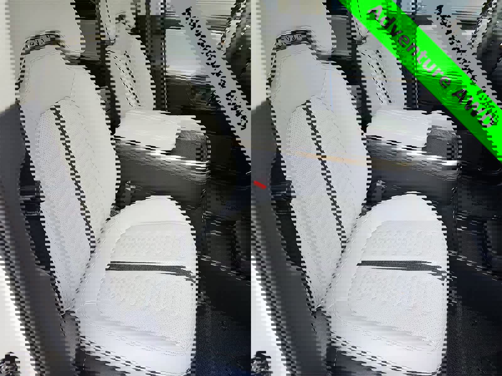 Used 2022 Rivian R1T Adventure image 18