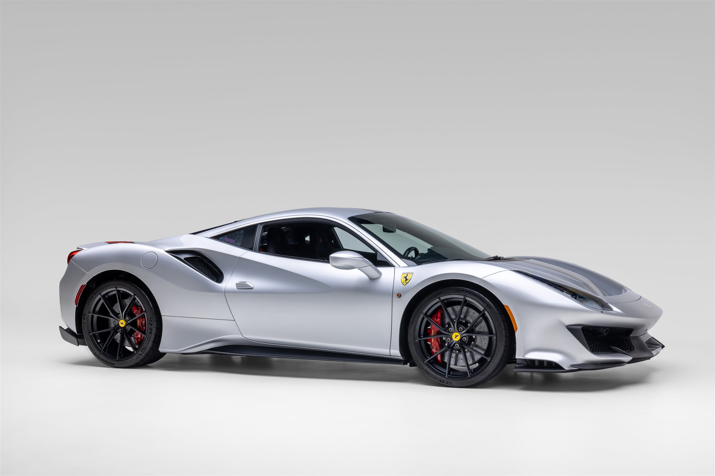 Certified 2020 Ferrari 488 Pista Coupe RWD image 12