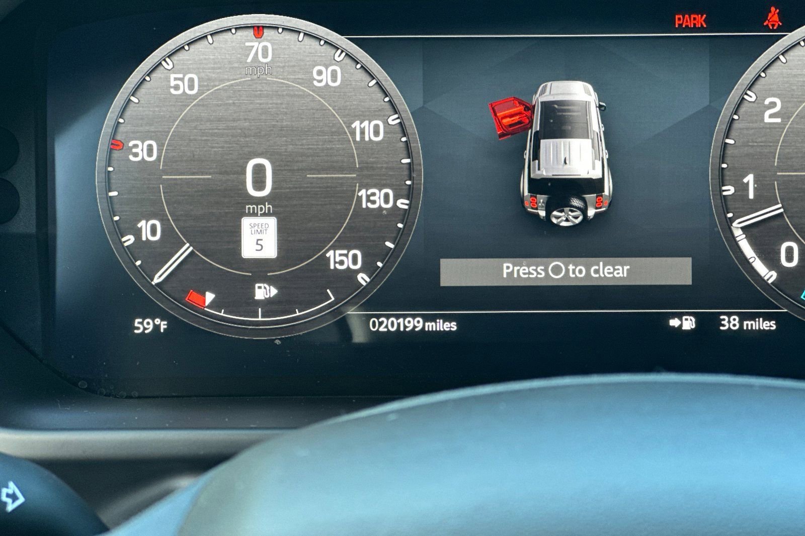 Used 2023 Land Rover Defender 110 X-Dynamic SE image 33