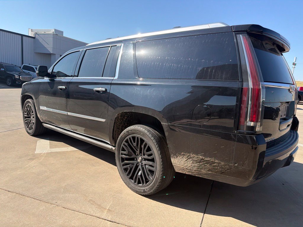 Used 2017 Cadillac Escalade ESV Premium Luxury AWD/4WD image 5