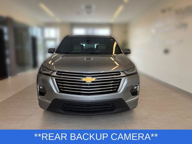 Used 2023 Chevrolet Traverse Premier FWD image 7