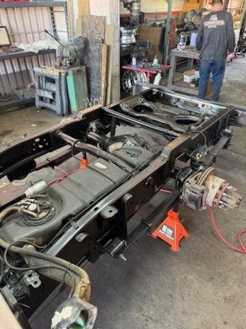 Used 2007 Chevrolet Silverado 3500 2WD Crew Cab w/ Heavy-Duty Power Package image 13