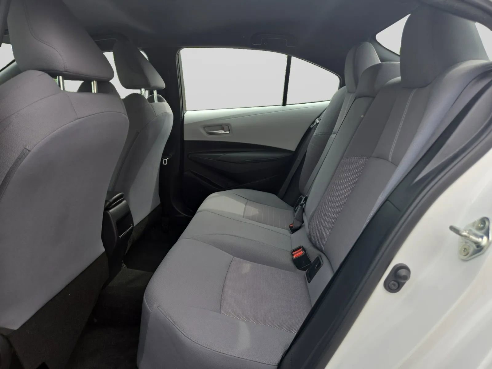 Used 2022 Toyota Corolla SE FWD image 27