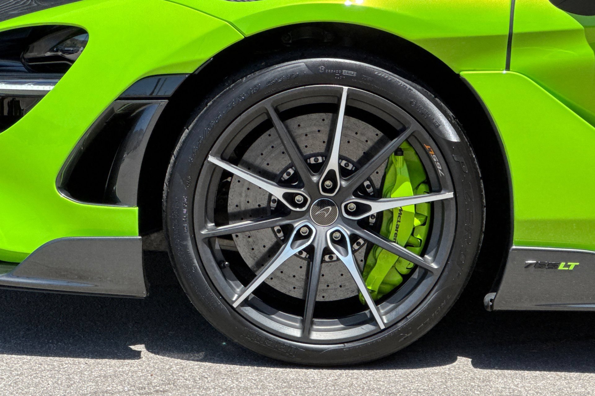 Used 2022 McLaren 765LT RWD image 44