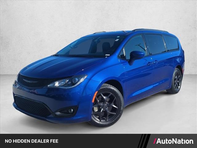 Used 2018 Chrysler Pacifica Touring-L