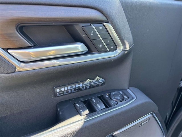 New 2026 Chevrolet Silverado 1500 High Country image 9