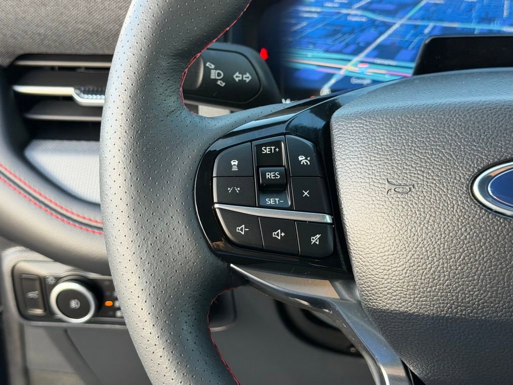 Used 2025 Ford Explorer ST-Line w/ Premium Package image 21