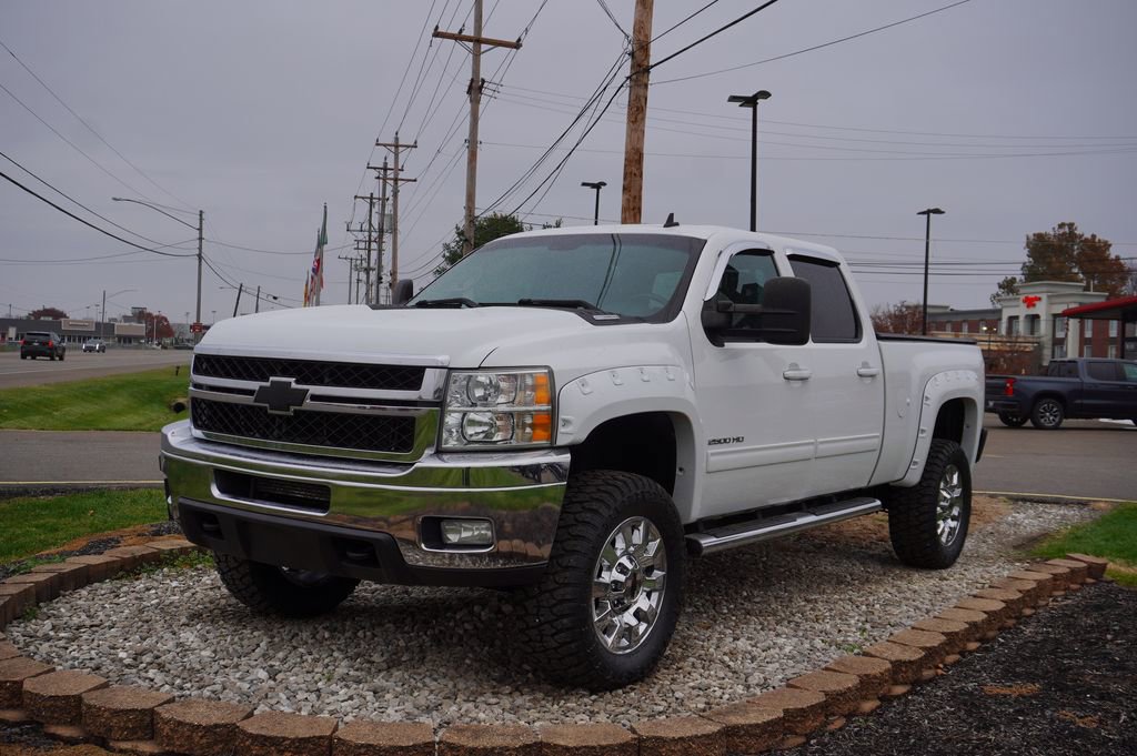 Used 2014 Chevrolet Silverado 2500 LTZ image 3