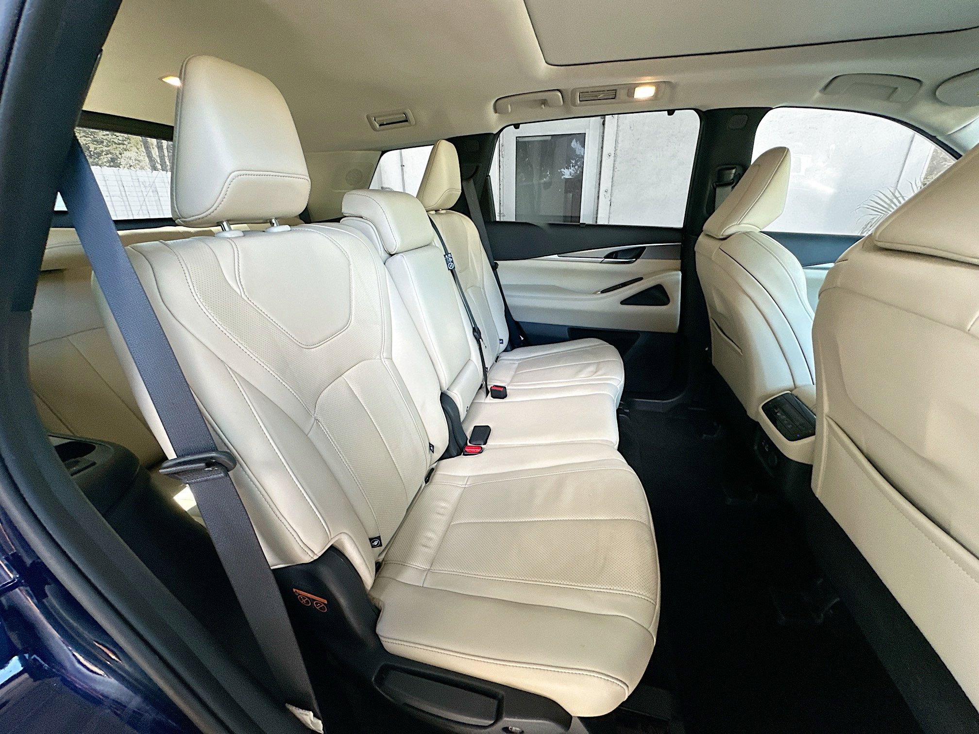 Used 2023 INFINITI QX60 Luxe w/ Cargo Package image 29