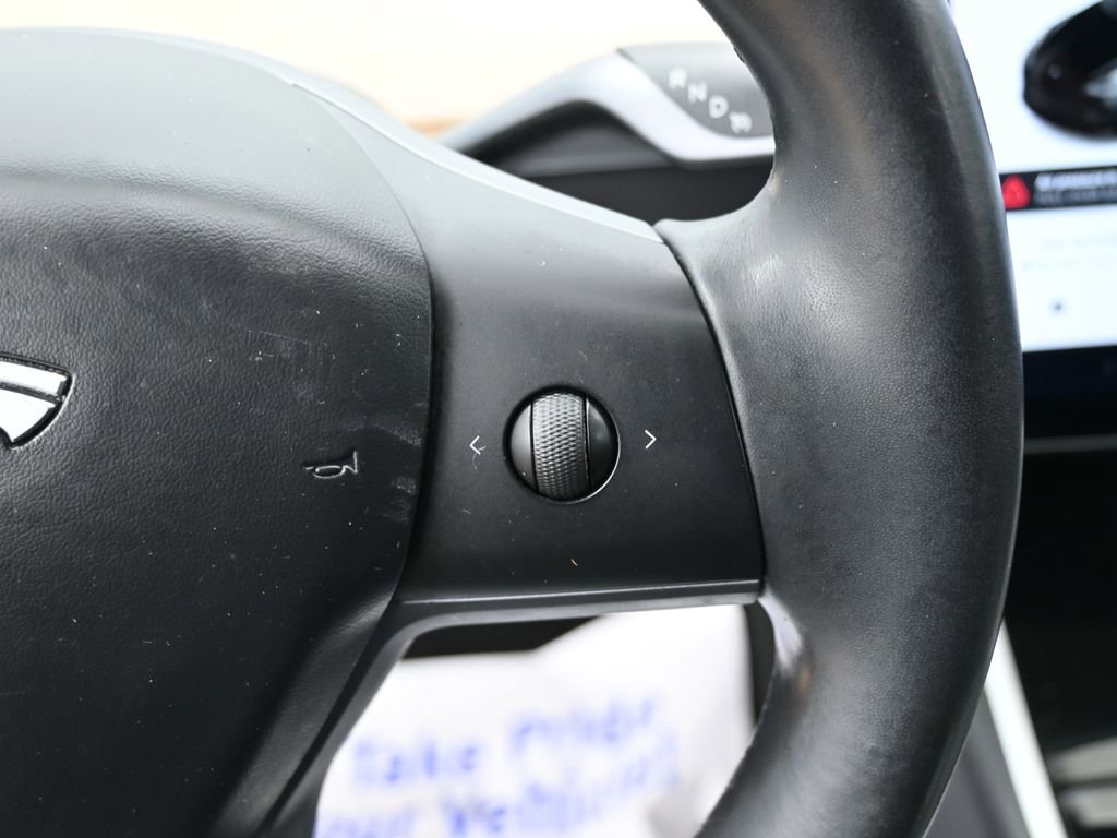 Used 2018 Tesla Model 3 Long Range image 18