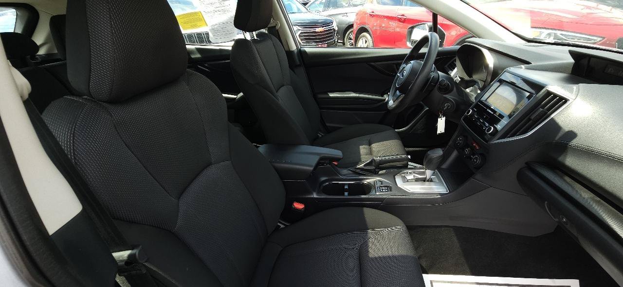 Used 2018 Subaru Impreza 2.0i Premium AWD/4WD image 32