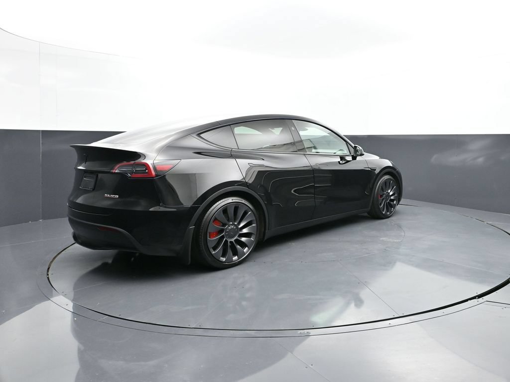 Used 2024 Tesla Model Y Performance AWD/4WD image 5