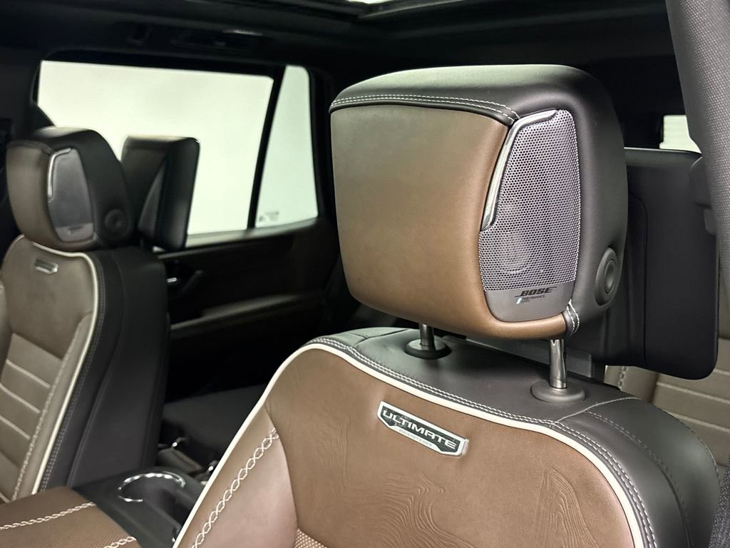 Used 2025 GMC Yukon Denali Ultimate w/ LPO, Floor Liner Package image 28