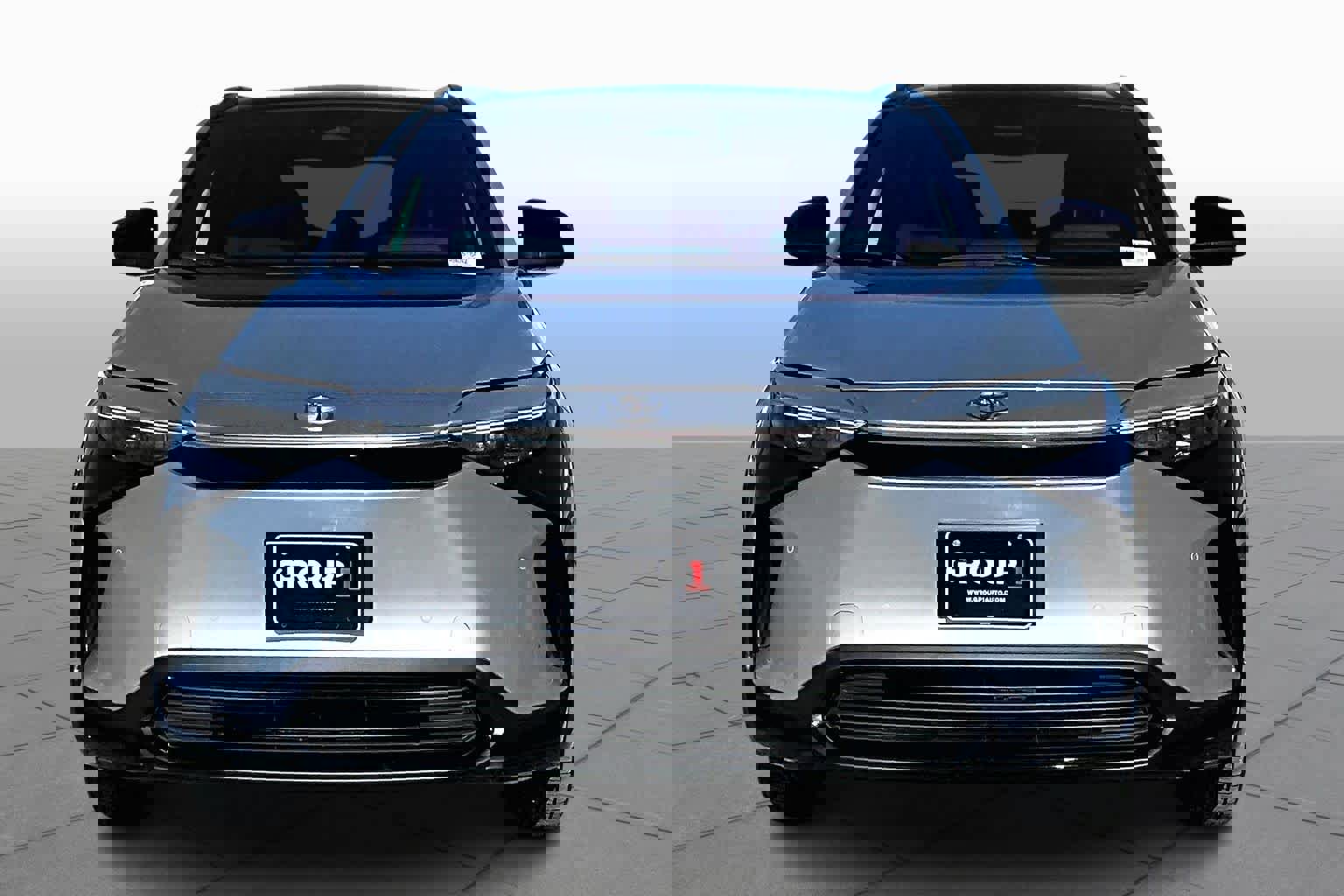 Used 2024 Toyota bZ4X XLE image 3