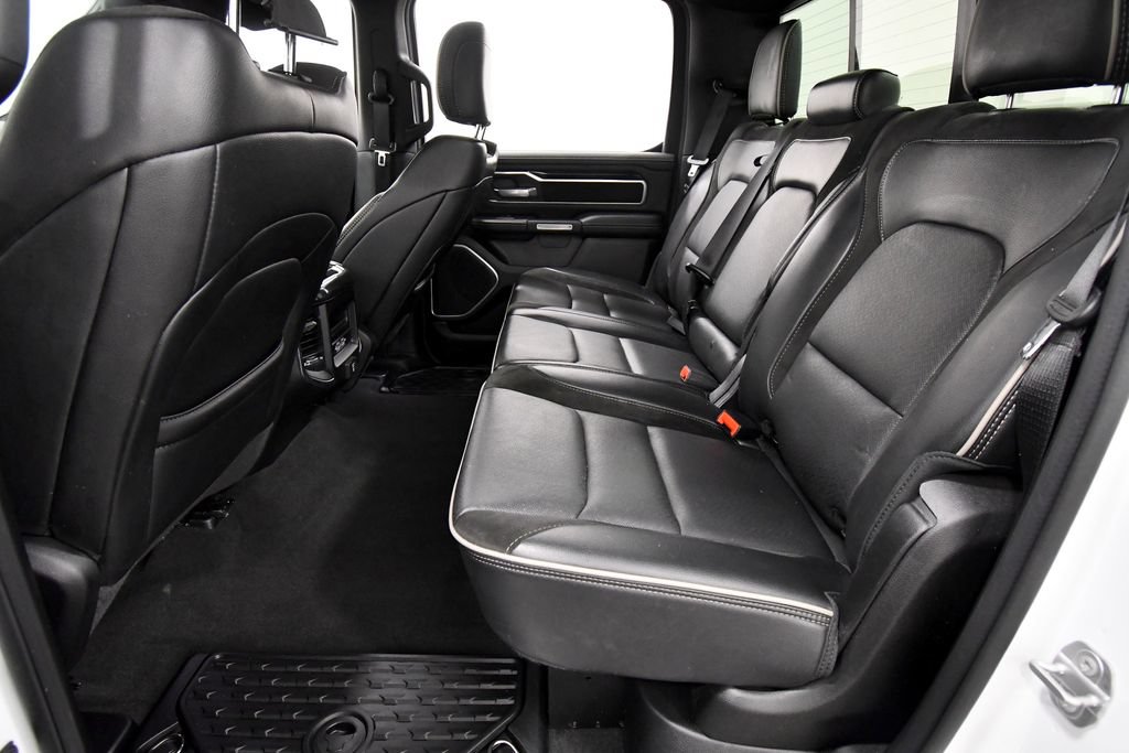 Used 2020 RAM 1500 Laramie w/ Sport Appearance Package AWD/4WD image 15