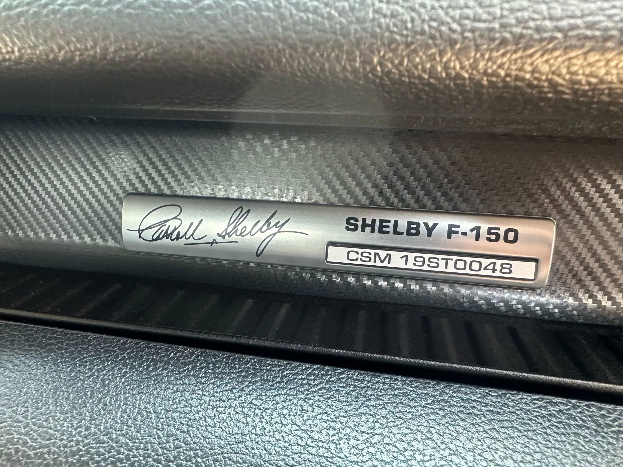 Used 2019 Ford F150 Lariat w/ Equipment Group 502A Luxury image 2
