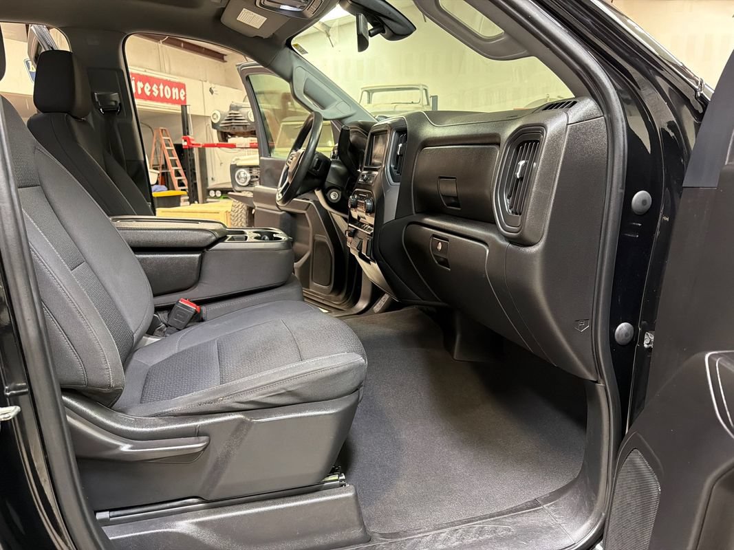 Used 2023 Chevrolet Silverado 2500 Custom w/ Custom Value Package AWD/4WD image 35