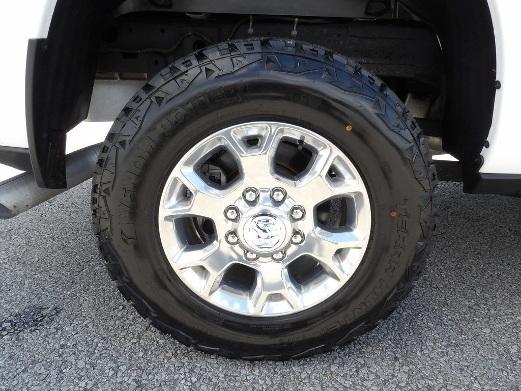 Used 2023 RAM 2500 Laramie AWD/4WD image 52