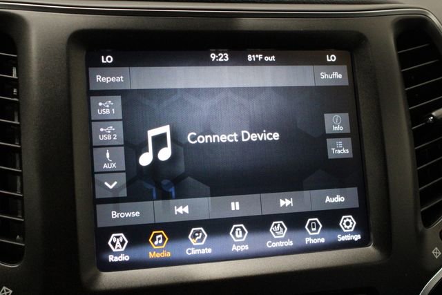 Used 2022 Jeep Cherokee Trailhawk image 32