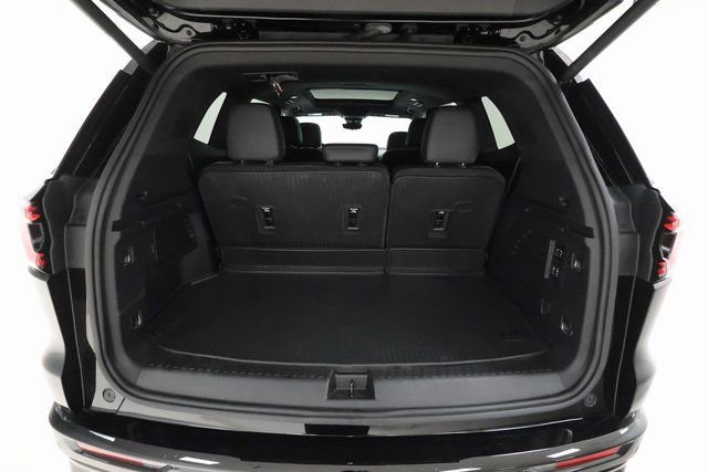 Used 2024 GMC Acadia Denali w/ Super Cruise Package image 18