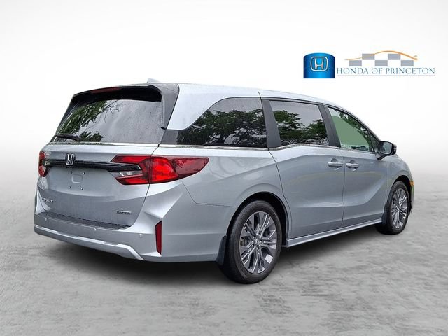 Certified 2025 Honda Odyssey Touring image 6