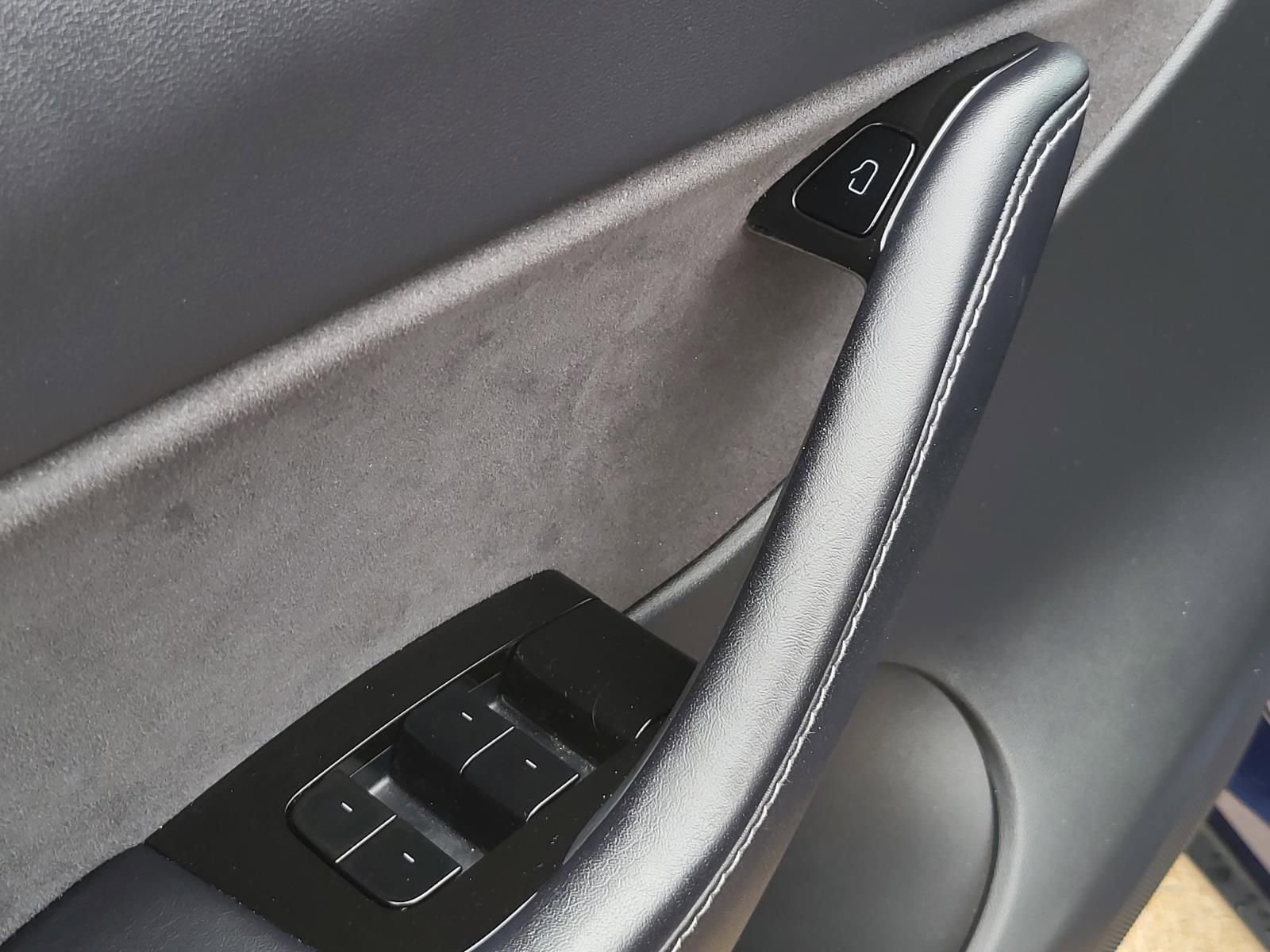 Used 2021 Tesla Model Y Long Range image 18