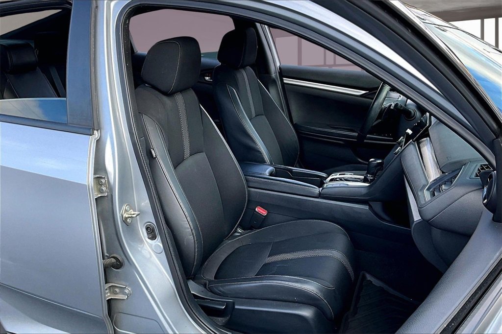 Used 2019 Honda Civic Sport image 7
