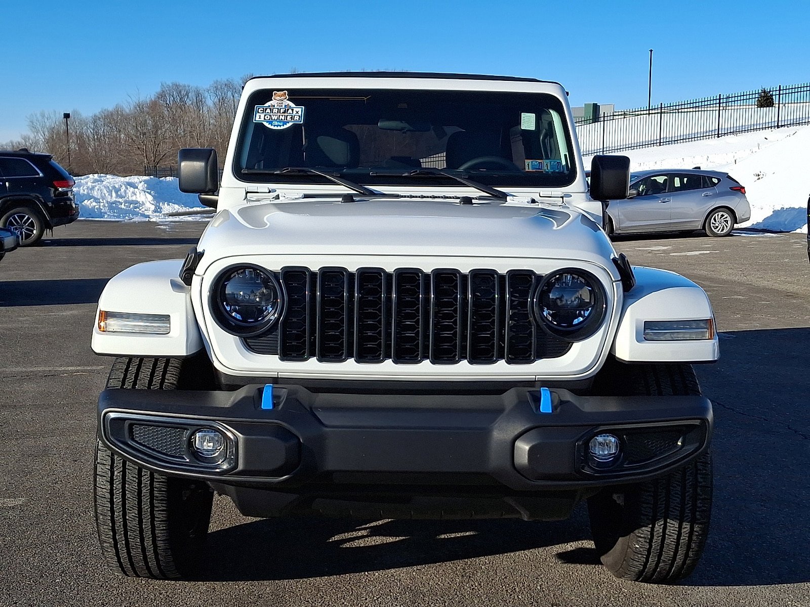 Used 2024 Jeep Wrangler Unlimited Sahara AWD/4WD image 2