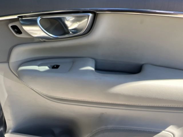 Certified 2023 Volvo XC90 B5 Core AWD/4WD image 33