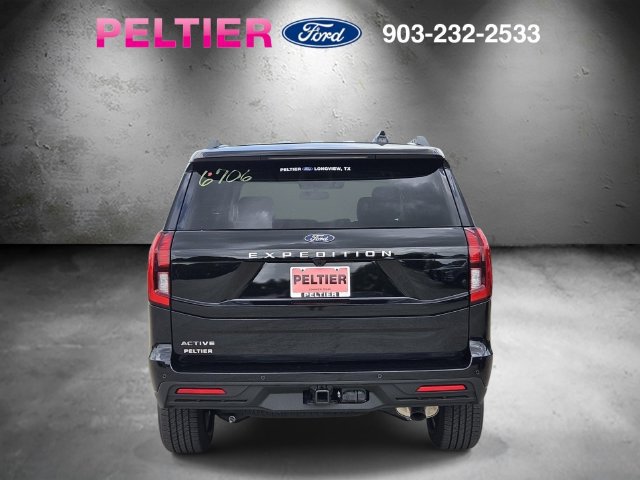 New 2026 Ford Expedition Active RWD image 4