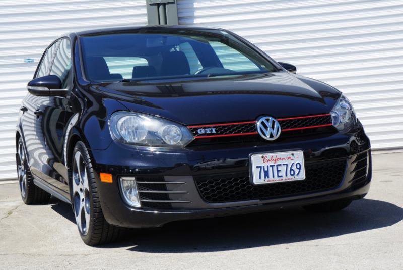 Used 2011 Volkswagen Golf 4-Door image 27