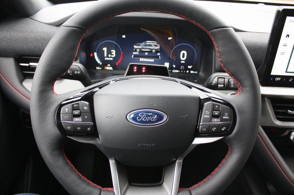 New 2026 Ford Explorer ST-Line w/ ST-Line Street Pack image 22