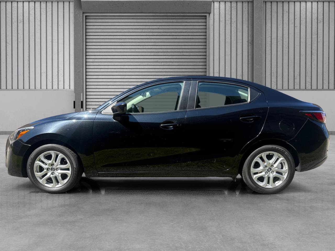 Used 2018 Toyota Yaris iA FWD image 29