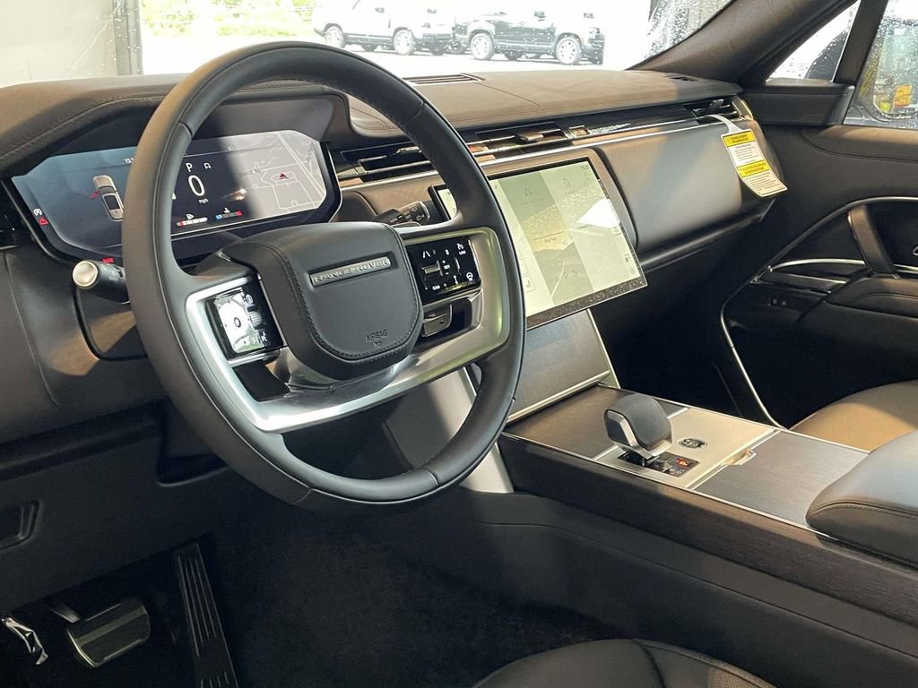 New 2026 Land Rover Range Rover SE AWD/4WD image 13