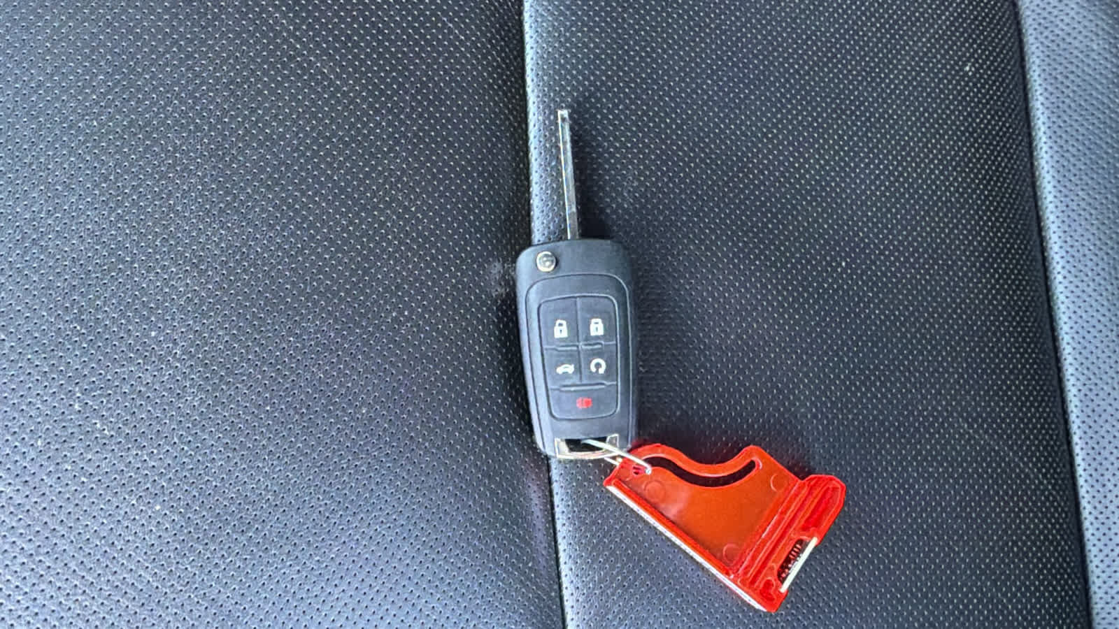 Used 2010 Chevrolet Camaro SS w/ LPO, Ground Effects Package image 19