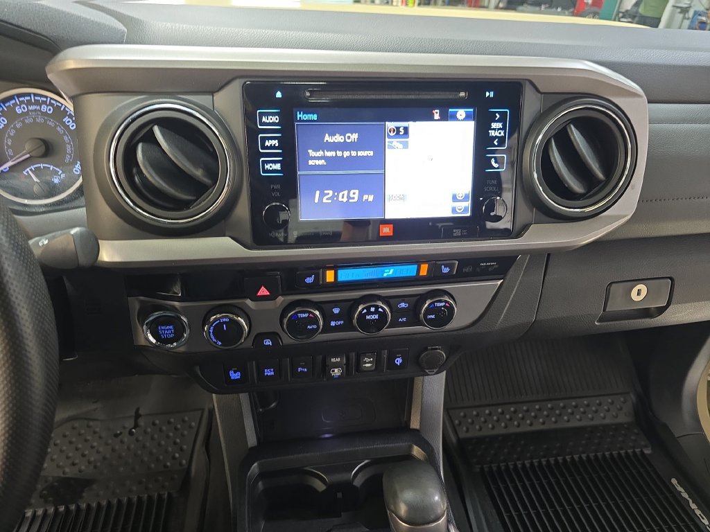 Certified 2018 Toyota Tacoma Limited AWD/4WD image 24