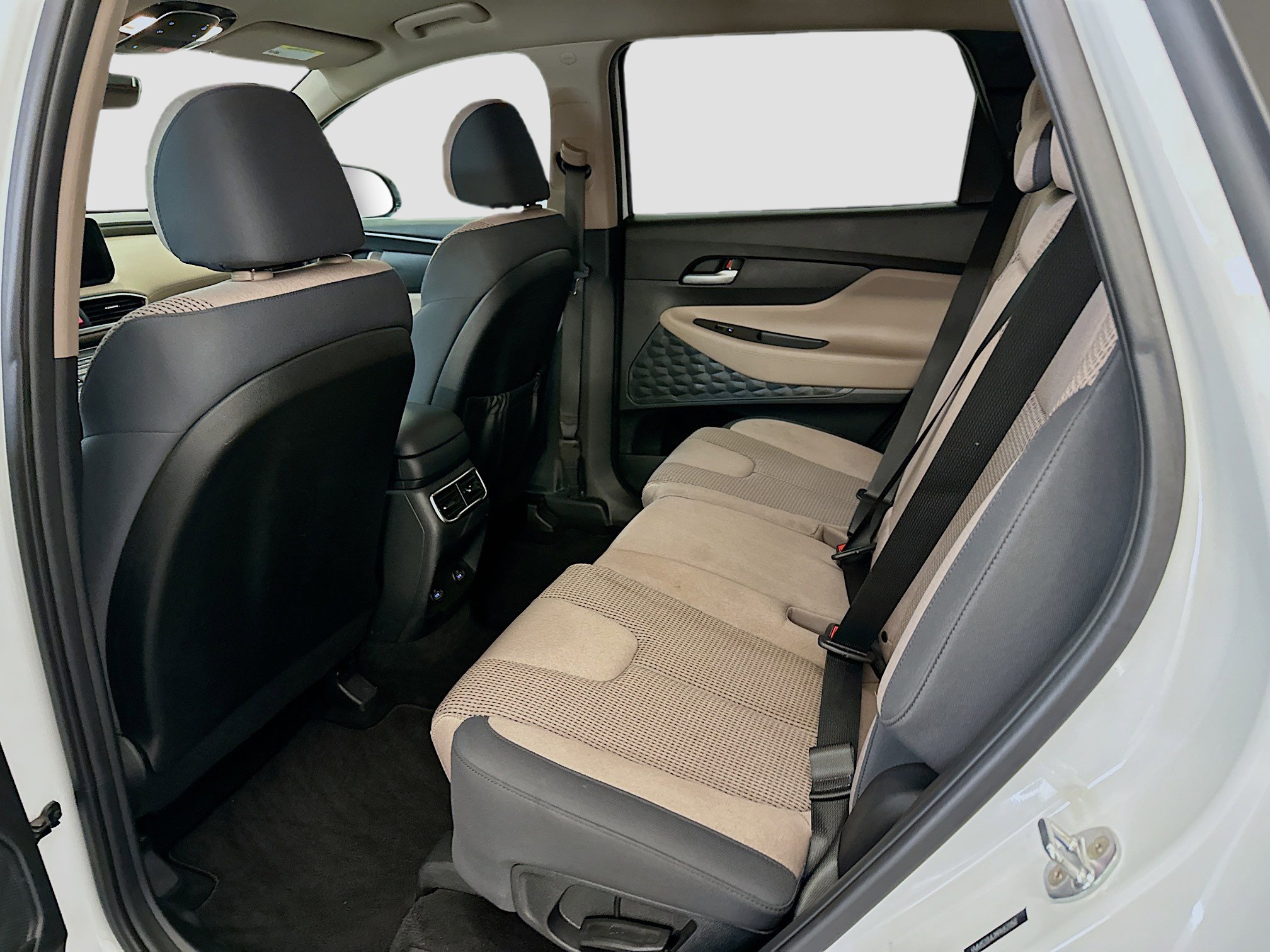 Used 2023 Hyundai Santa Fe SEL image 29