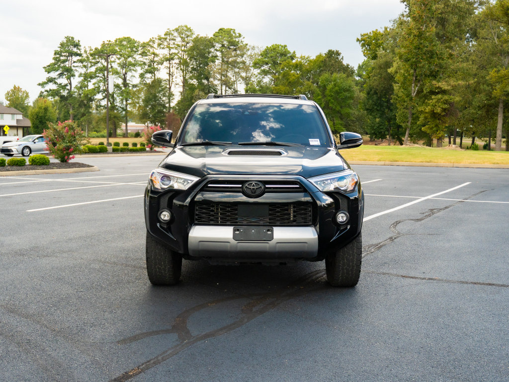 Used 2022 Toyota 4Runner TRD Off-Road Premium AWD/4WD image 2