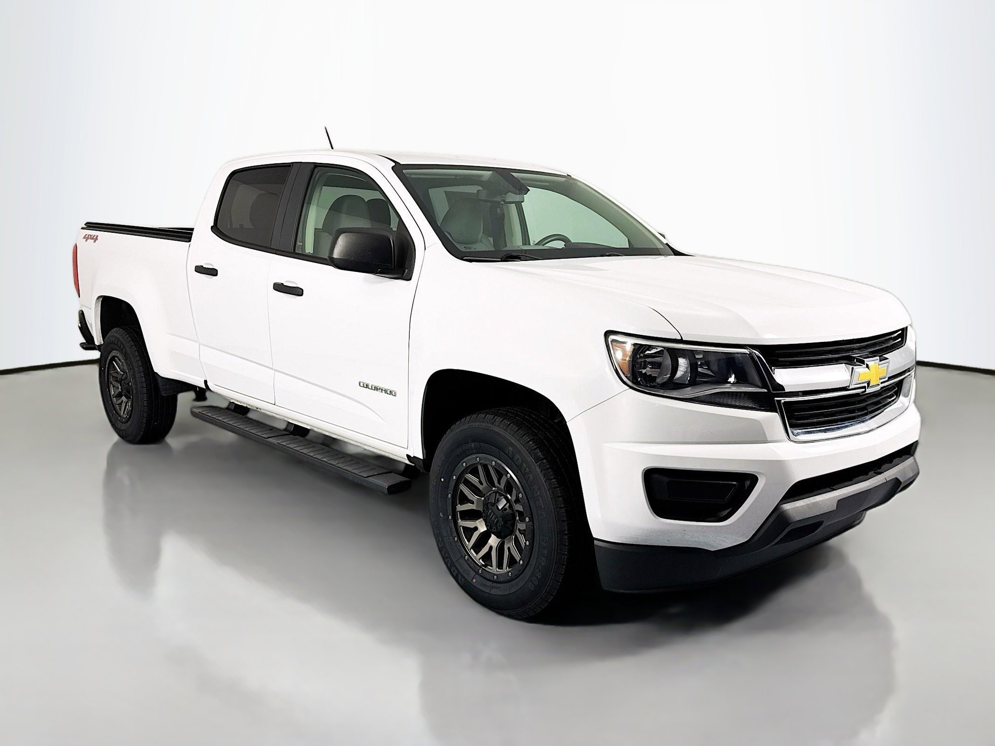 Used 2019 Chevrolet Colorado W/T image 3
