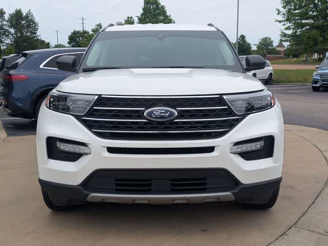 Used 2020 Ford Explorer XLT w/ Equipment Group 202A AWD/4WD image 4
