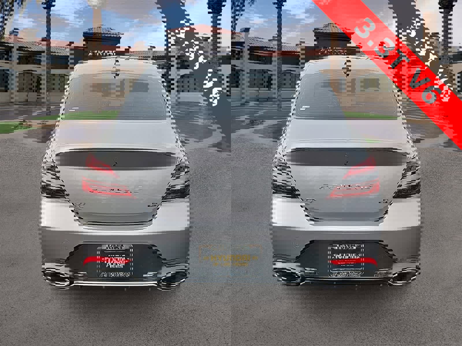 Used 2022 Genesis G70 3.3T image 7