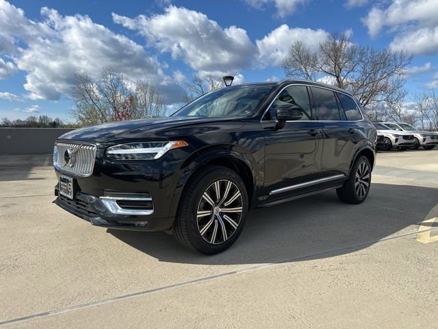 Certified 2023 Volvo XC90 B6 Plus w/ Protection Package Premier AWD/4WD image 4