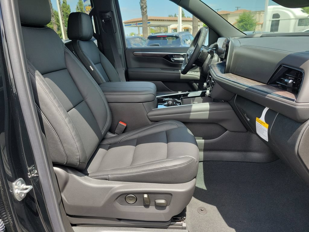 New 2026 Chevrolet Tahoe LS w/ LS Custom Edition RWD image 17